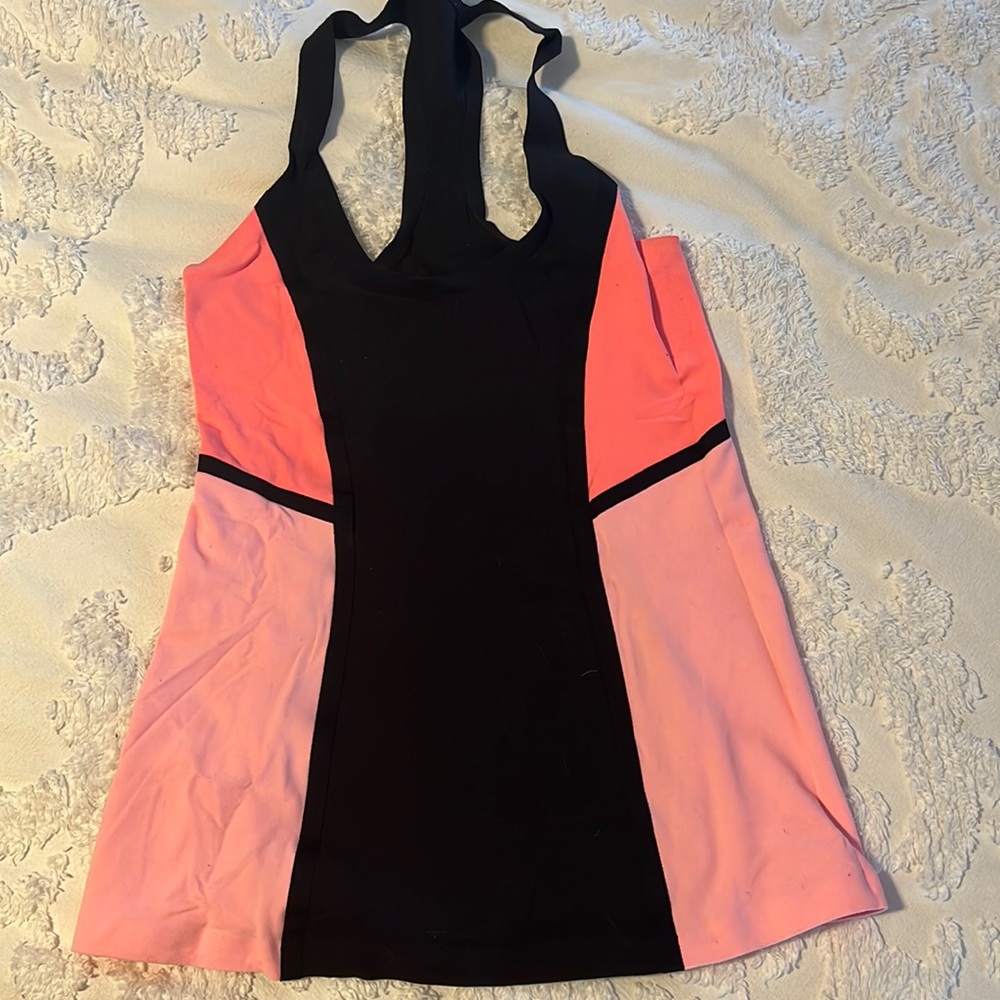Lululemon tank size 4 like new
